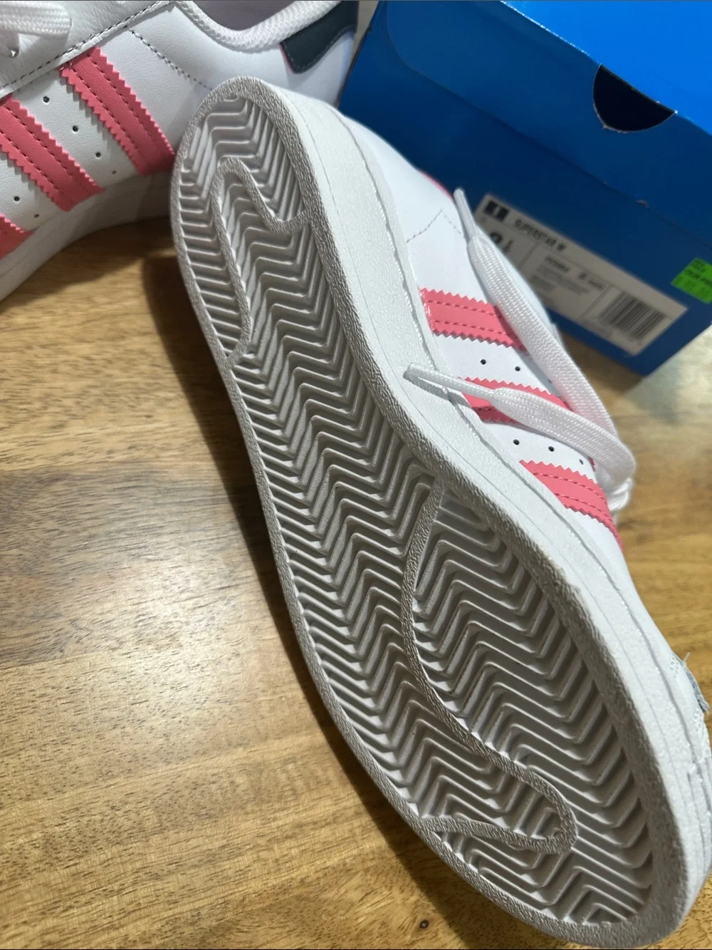 adidas classic low